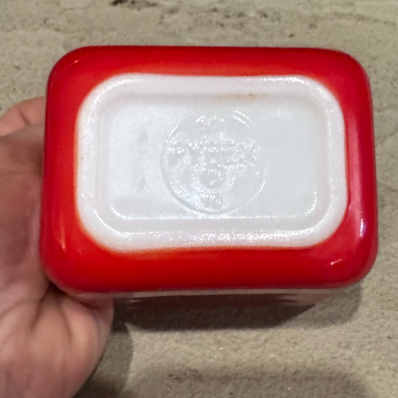 Vintage Pyrex Primary Colors Refrigerator Glass Dishes With Lids - Picture 6 of 15